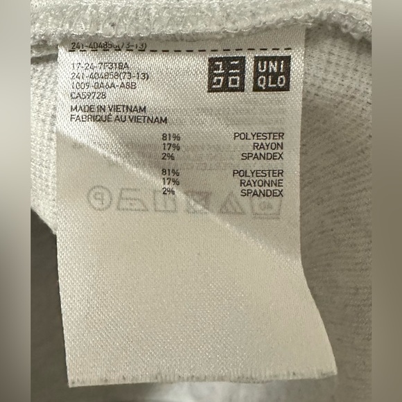 UNIQLO x Hana Tajima Long Sleeve Shirt - Picture 4 of 6